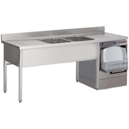 Sink on legs without under shelf, with 2 basins, 2 draining boards and space for a dishwasher